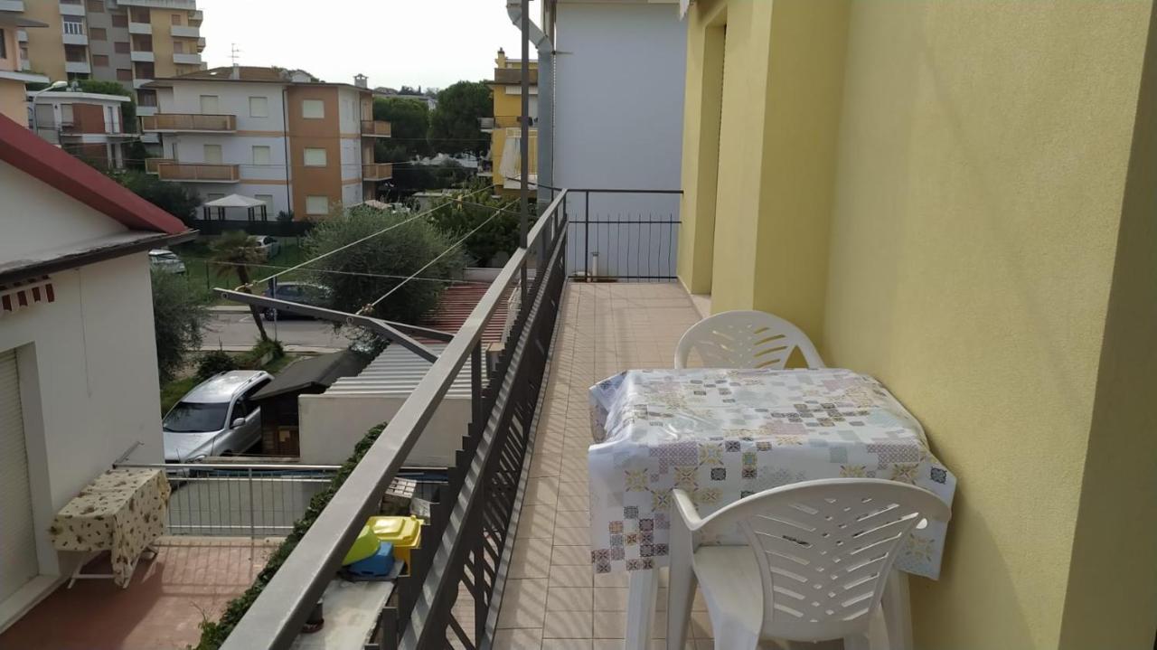 Appartamento Marcella A Due Passi Dal Mare 马瑟利 外观 照片